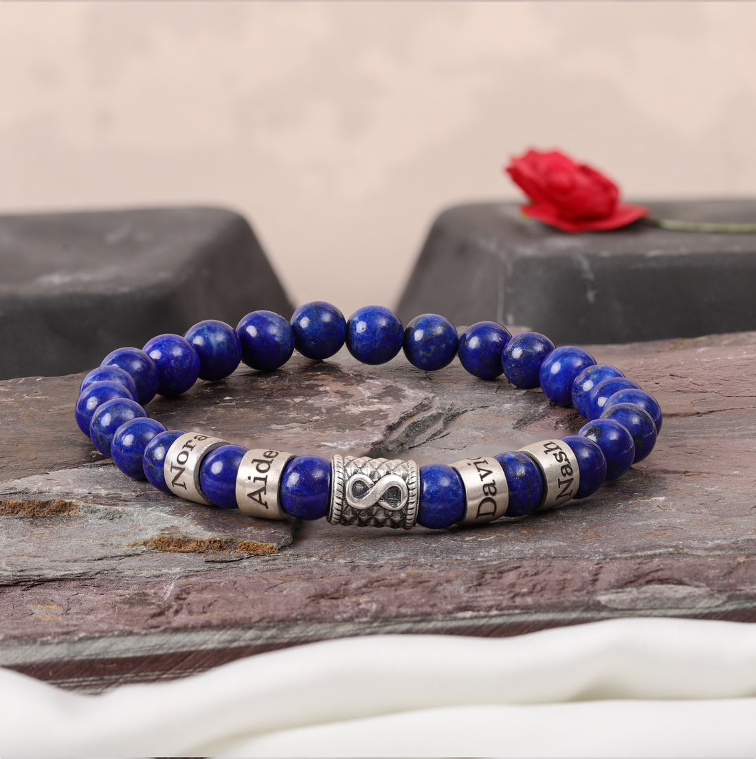 Engraved lapis lazuli beads bracelet with tree charm for men and custom family names, ideal Father’s Day gift.